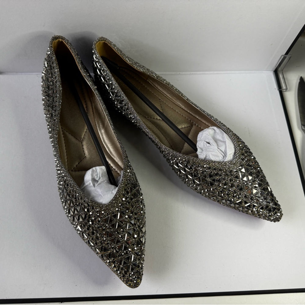 Rhinestone Pointed Toe Flats Silver Sparkly Dress Shoes Size 7 NWT